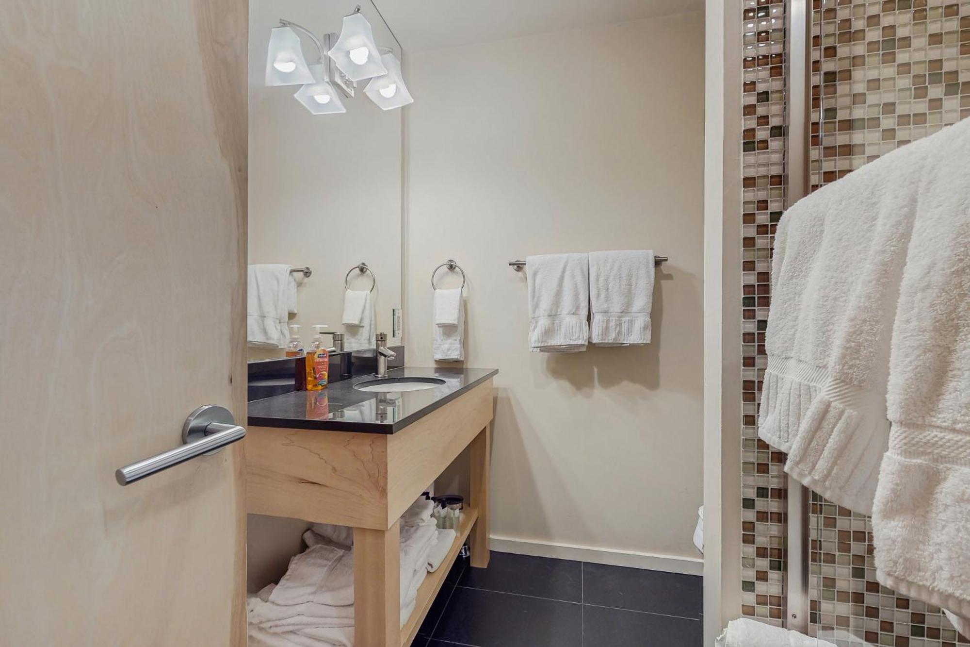 Chic Condo Unit 1 Аспън Екстериор снимка